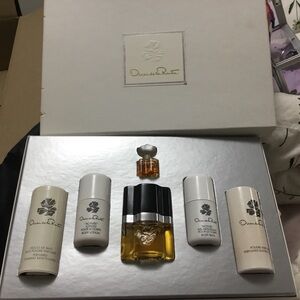 Oscar de la Renta Gift Set for Her unused